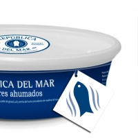 APLICACIÓN DE ETIQUETAS A TARRINA. Pescados ahumados. CLIENTE: República del mar