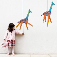 MÓVIL JIRAFA (papel maché)