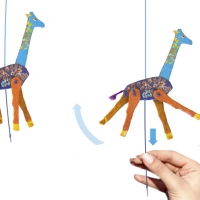 MÓVIL JIRAFA (papel maché)